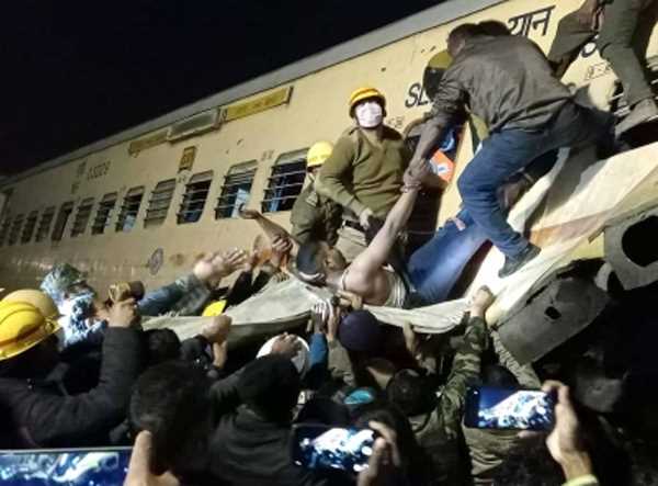 बंगाल ट्रेन हादसे में मरने वालों की संख्या बढ़कर 6 हुई